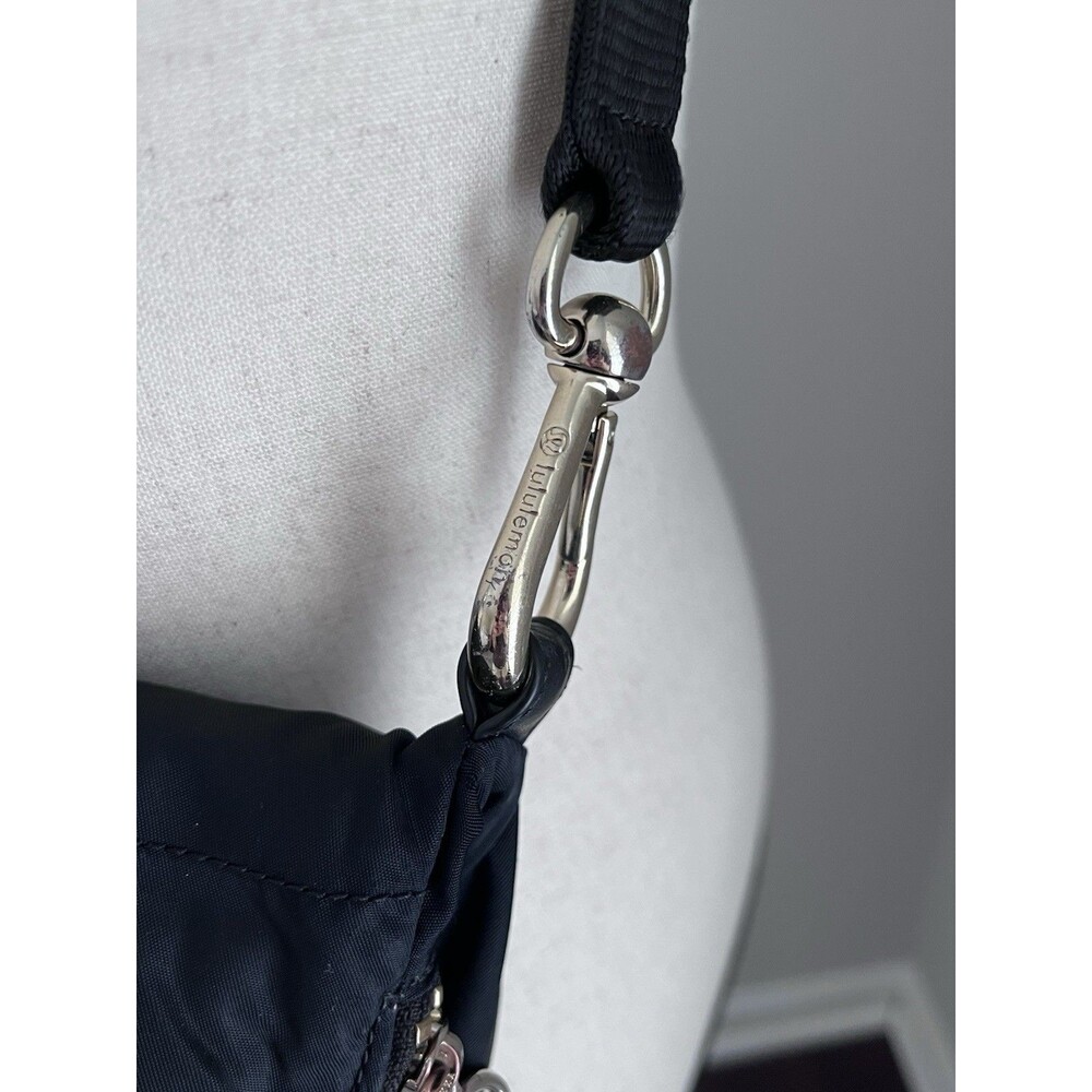 Lululemon Black Nylon Crossbody Bag - Picture 7 of 12